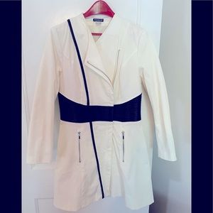 VENUS asymmetrical fit and flare jacket